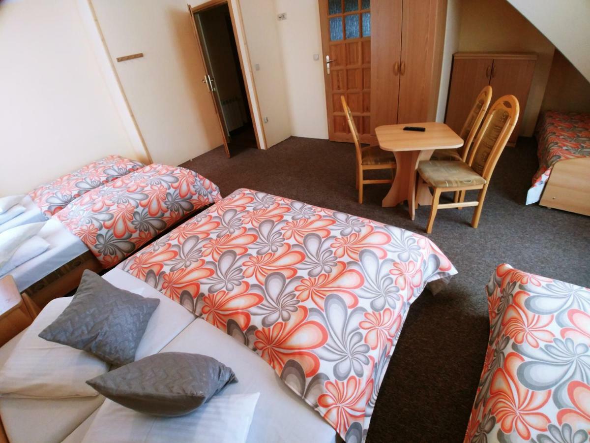 Apartamenty i Pokoje "U Hani" Szaflary Exteriér fotografie